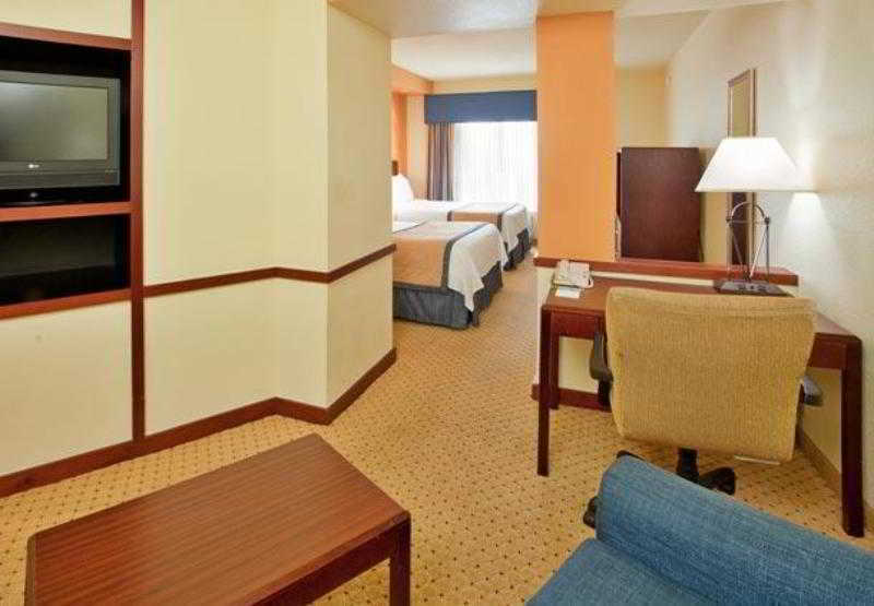 Fairfield Inn And Suites By Marriott Austin Northwest/The Domain Area Bilik gambar